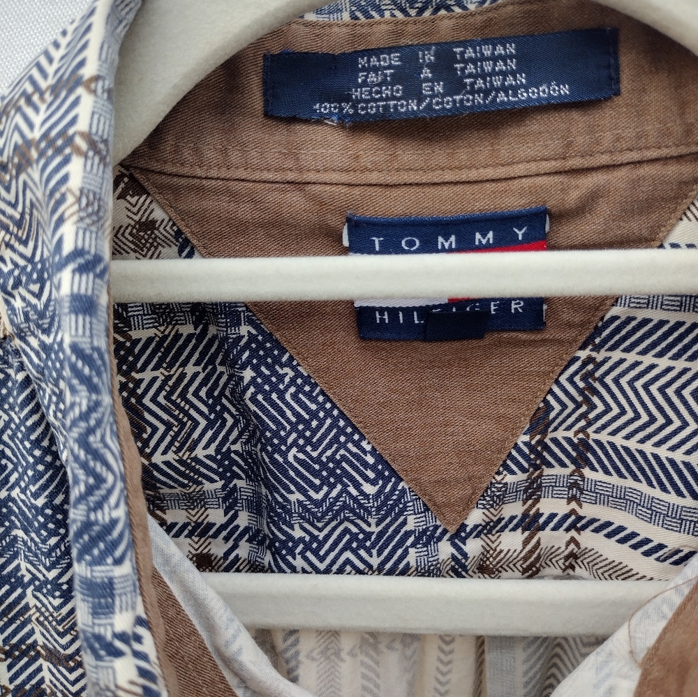 Button down - Picture 6 of 7